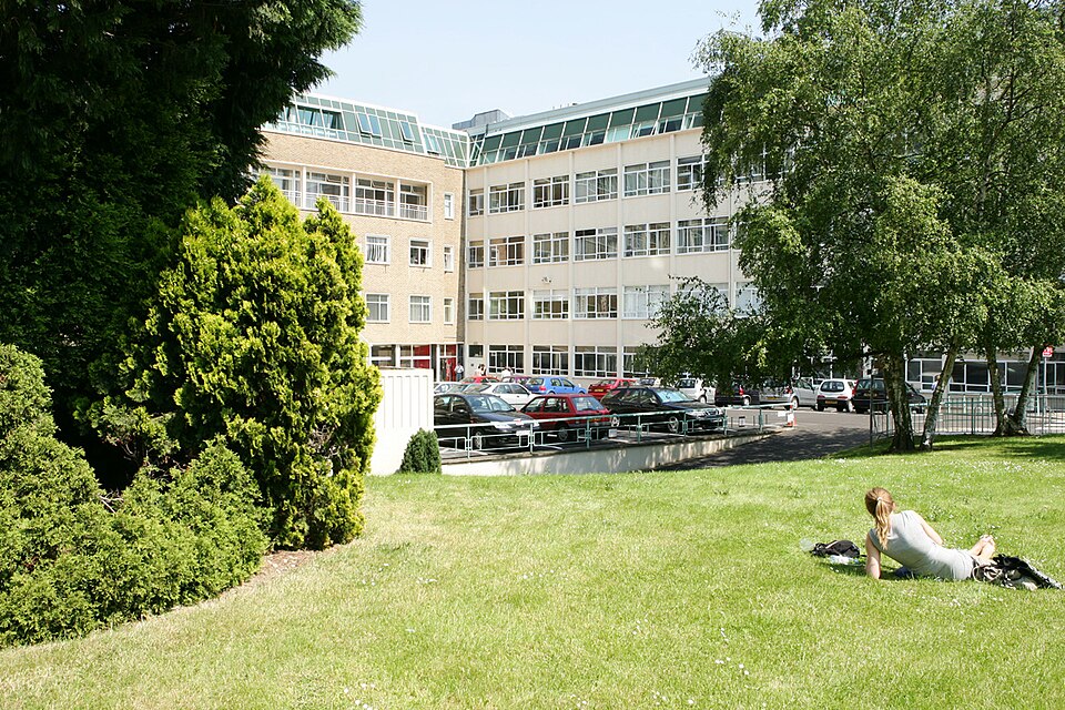 Кампус University of Bedfordshire