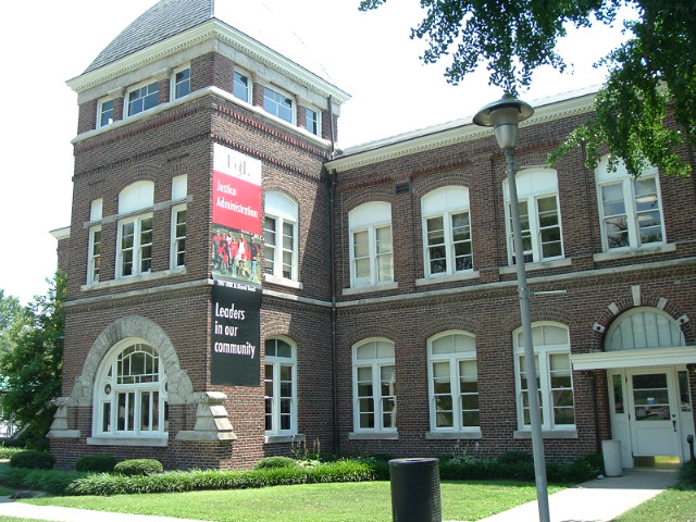 Кампус University of Louisville