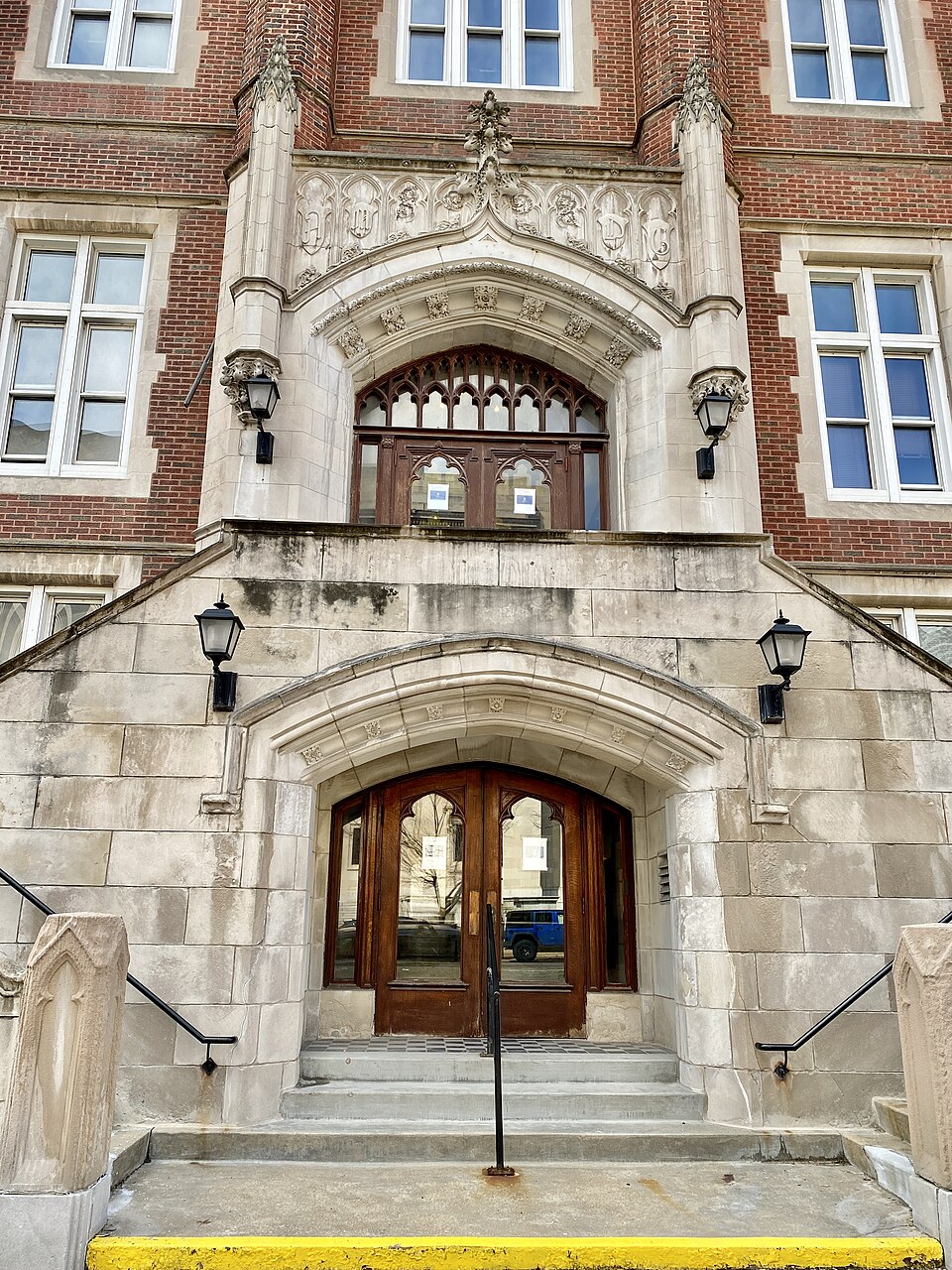 Кампус Saint Louis University