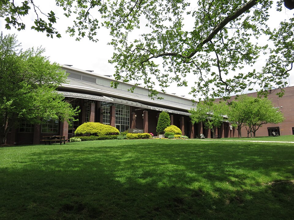 Кампус Stevens Institute of Technology