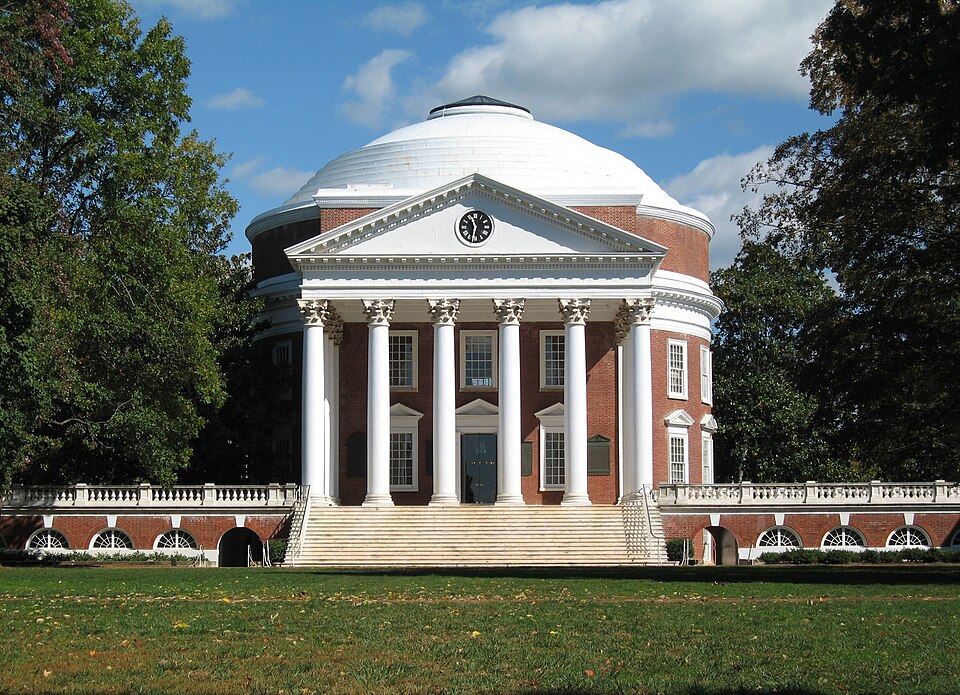 Кампус University of Virginia