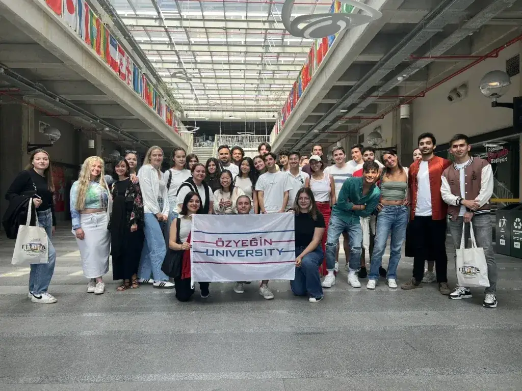 Студенты - Университеты Стамбула - учёба в крупнейшем образовательном мегаполисе Турции