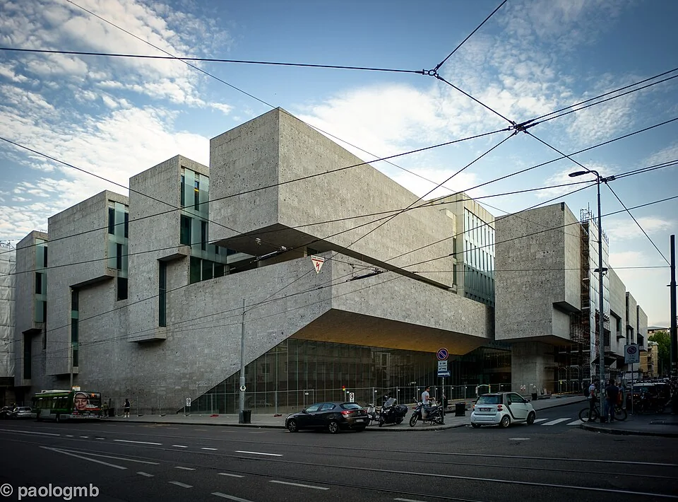 Grafton Building Университета Bocconi в Милане, 2015 год