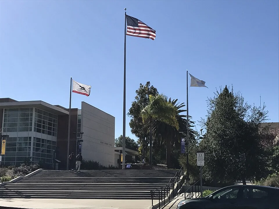 Кампус California Lutheran University в Таузанд-Окс