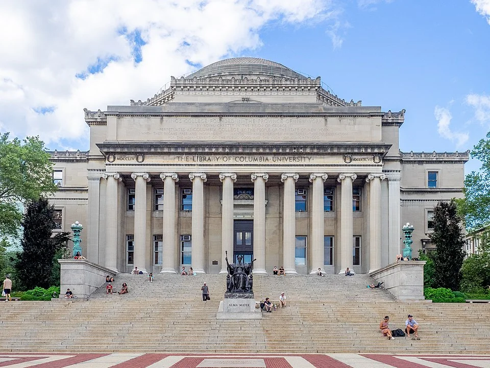 Low Memorial Library Колумбийского университета в Нью-Йорке, 2019 год
