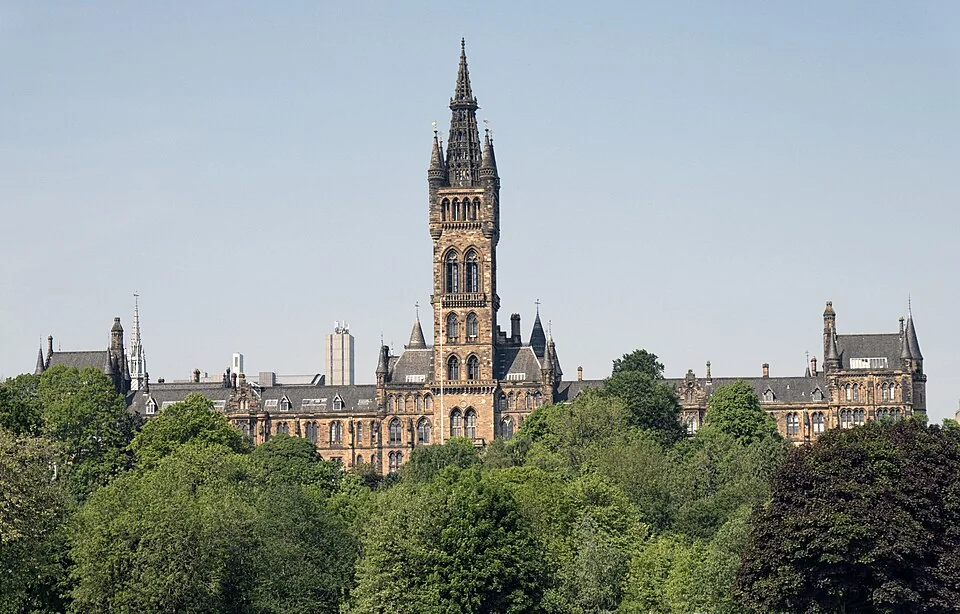 Главное здание University of Glasgow