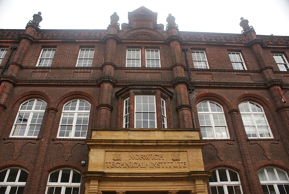 Norwich University of the Arts со стороны St George’s Street, 2020 год