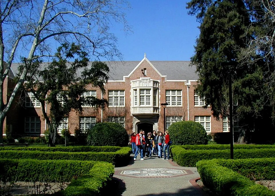 Исторический вид кампуса University of the Pacific из архива Panoramio