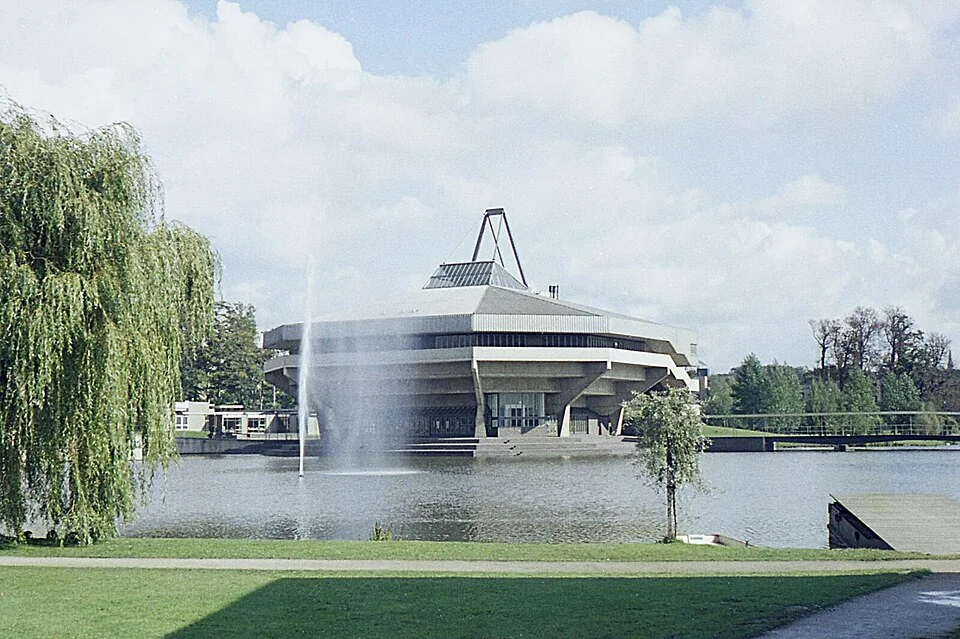 Central Hall Университета Йорка; историческая фотография